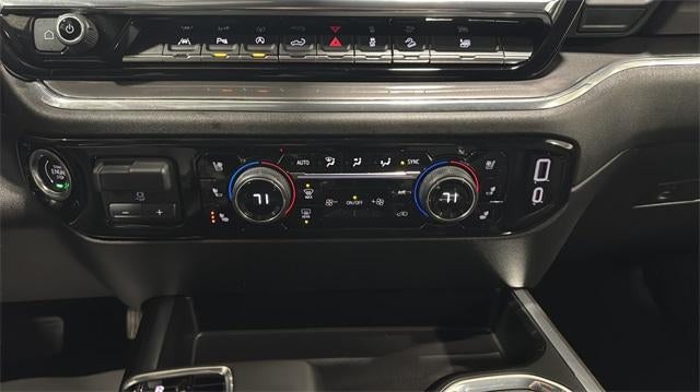 2025 Chevrolet Silverado 1500 Crew Cab Short Box 4-Wheel Drive High Country