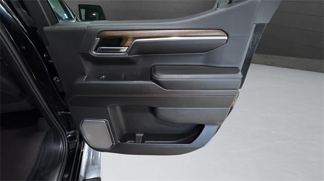 2025 Chevrolet Silverado 1500 Crew Cab Short Box 4-Wheel Drive High Country