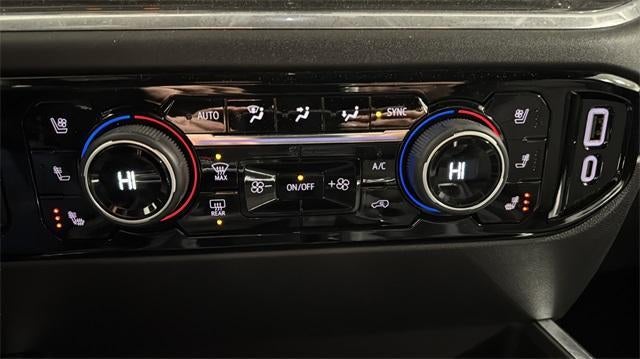 2025 Chevrolet Silverado 1500 Crew Cab Short Box 4-Wheel Drive High Country