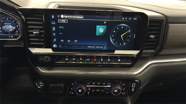 2025 Chevrolet Silverado 1500 Crew Cab Short Box 4-Wheel Drive High Country