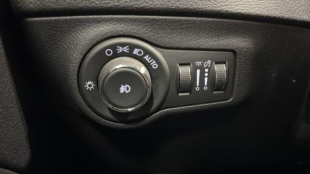 2019 Jeep Compass Base