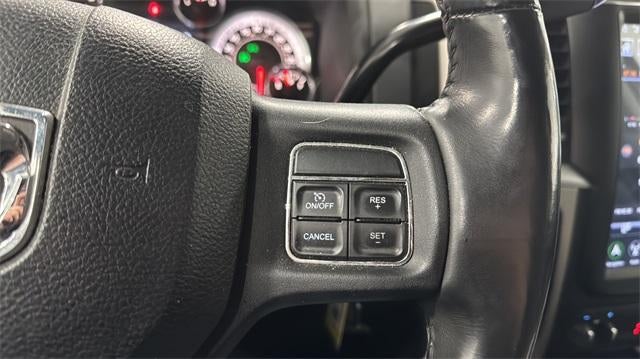 2015 RAM 3500 4WD Crew Cab 6.3 Ft Box Big Horn