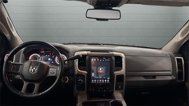 2015 RAM 3500 4WD Crew Cab 6.3 Ft Box Big Horn