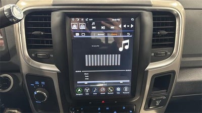 2015 RAM 3500 4WD Crew Cab 6.3 Ft Box Big Horn