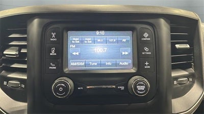 2019 RAM 3500 Tradesman 4x4 Crew Cab 8' Box