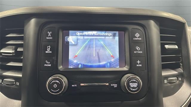 2019 RAM 3500 Tradesman 4x4 Crew Cab 8' Box