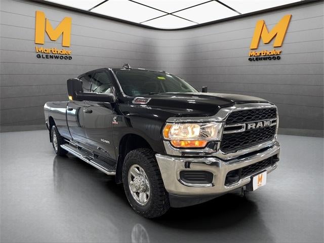 2019 RAM 3500 Tradesman 4x4 Crew Cab 8' Box