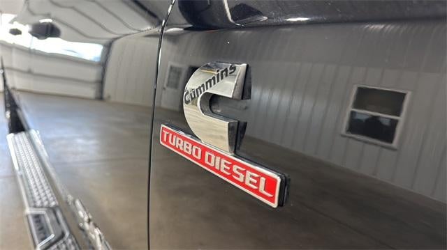 2019 RAM 3500 Tradesman 4x4 Crew Cab 8' Box