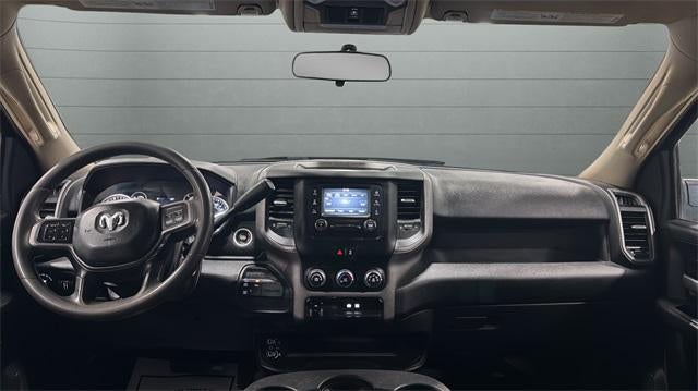 2019 RAM 3500 Tradesman 4x4 Crew Cab 8' Box