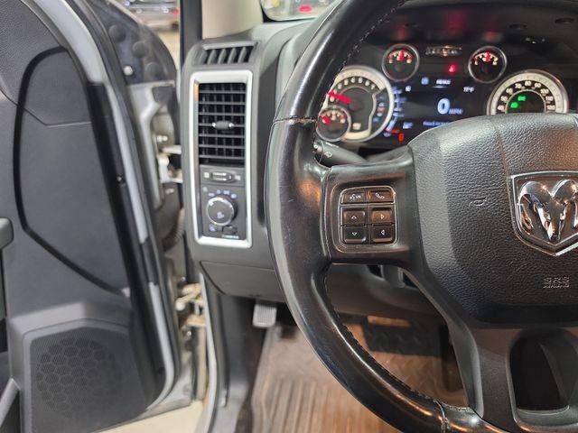2017 RAM 1500 Big Horn 4x4 Crew Cab 5'7" Box