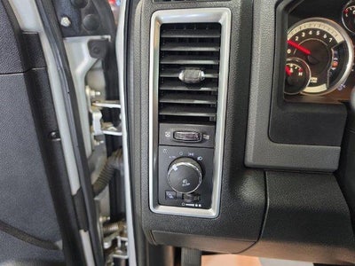 2017 RAM 1500 Big Horn 4x4 Crew Cab 5'7" Box