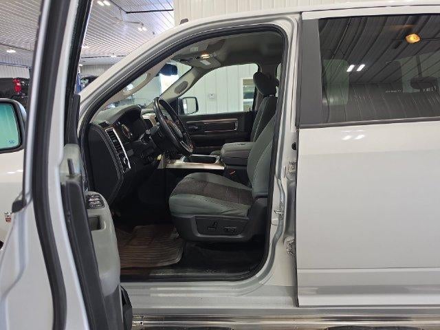 2017 RAM 1500 Big Horn 4x4 Crew Cab 5'7" Box