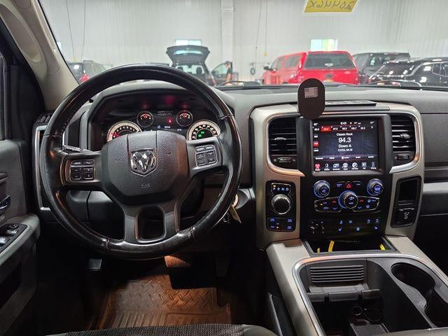 2017 RAM 1500 Big Horn 4x4 Crew Cab 5'7" Box
