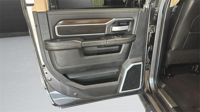 2022 RAM 2500 Laramie 4x4 Crew Cab 6'4" Box