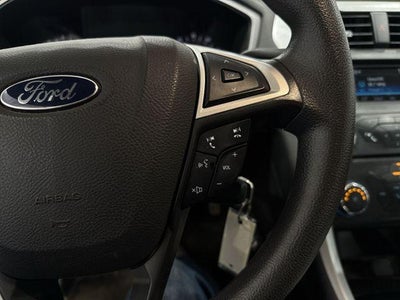 2015 Ford Fusion 4dr Sdn SE FWD