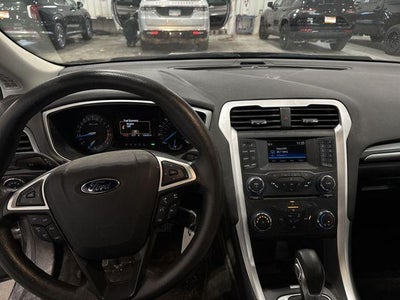 2015 Ford Fusion 4dr Sdn SE FWD