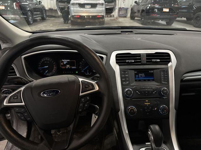 2015 Ford Fusion 4dr Sdn SE FWD