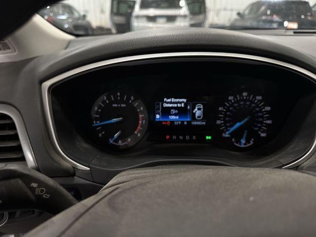 2015 Ford Fusion 4dr Sdn SE FWD