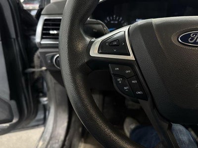 2015 Ford Fusion 4dr Sdn SE FWD