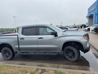 2024 Chevrolet Silverado 1500 Crew Cab Short Box 4-Wheel Drive Custom Trail Boss