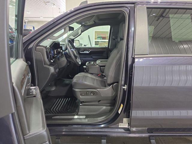 2023 Chevrolet Silverado 1500 Crew Cab Short Box 4-Wheel Drive LT 2FL