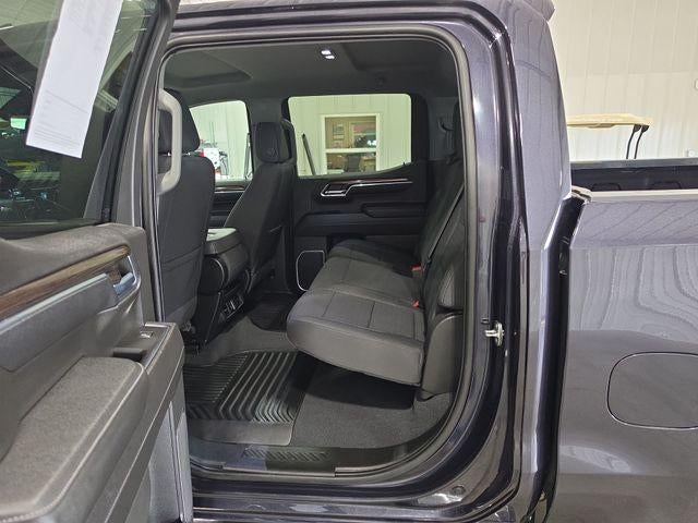 2023 Chevrolet Silverado 1500 Crew Cab Short Box 4-Wheel Drive LT 2FL