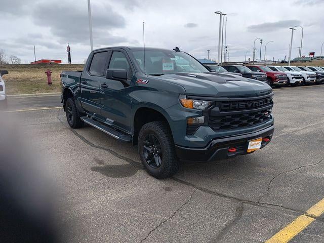 2026 Chevrolet Silverado 1500 Crew Cab Short Box 4-Wheel Drive Custom Trail Boss