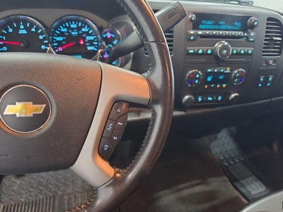 2013 Chevrolet Silverado 1500 Crew Cab Short Box 4-Wheel Drive LT