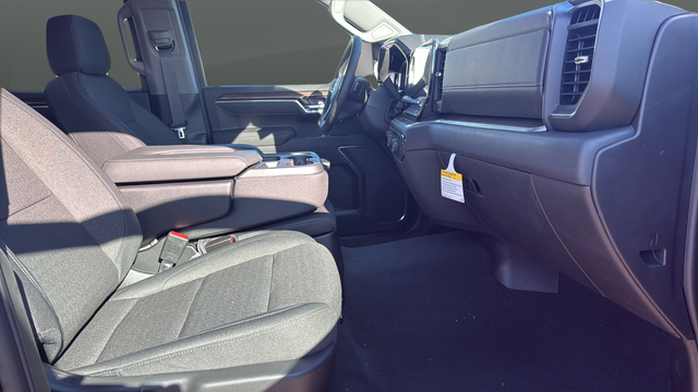 2026 Chevrolet Silverado 1500 Crew Cab Short Box 4-Wheel Drive RST