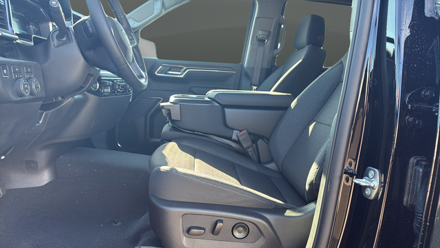 2026 Chevrolet Silverado 1500 Crew Cab Short Box 4-Wheel Drive RST