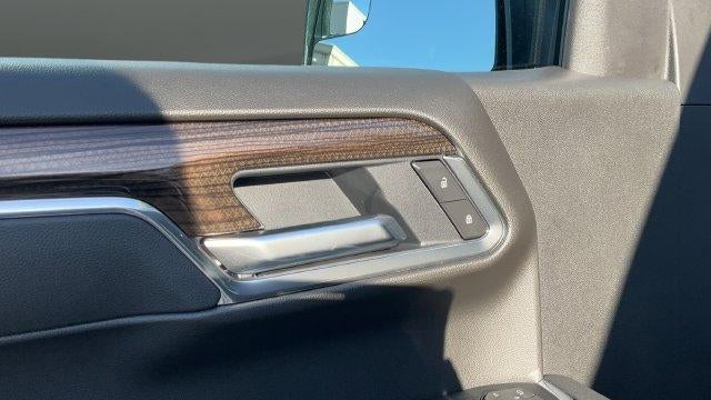 2026 Chevrolet Silverado 1500 Crew Cab Short Box 4-Wheel Drive RST
