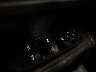 2019 Chevrolet Silverado 1500 Crew Cab Short Box 4-Wheel Drive Custom
