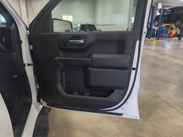 2019 Chevrolet Silverado 1500 Crew Cab Short Box 4-Wheel Drive Custom