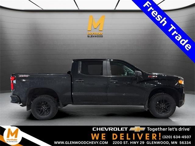 2022 Chevrolet Silverado 1500 LTD Crew Cab Short Box 4-Wheel Drive Custom Trail Boss