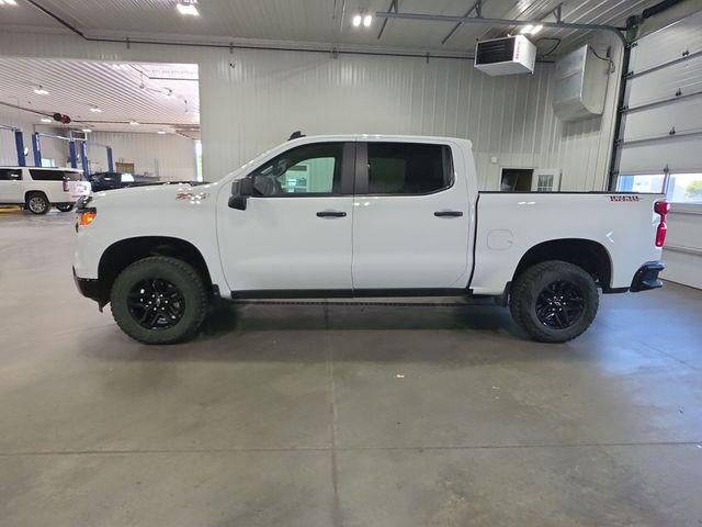 2024 Chevrolet Silverado 1500 Crew Cab Short Box 4-Wheel Drive Custom Trail Boss