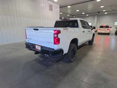 2024 Chevrolet Silverado 1500 Crew Cab Short Box 4-Wheel Drive Custom Trail Boss