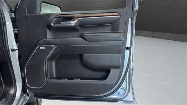 2024 Chevrolet Silverado 1500 Crew Cab Standard Box 4-Wheel Drive LT Trail Boss