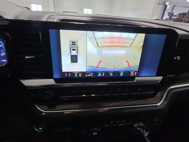 2022 Chevrolet Silverado 1500 Crew Cab Short Box 4-Wheel Drive LT Trail Boss