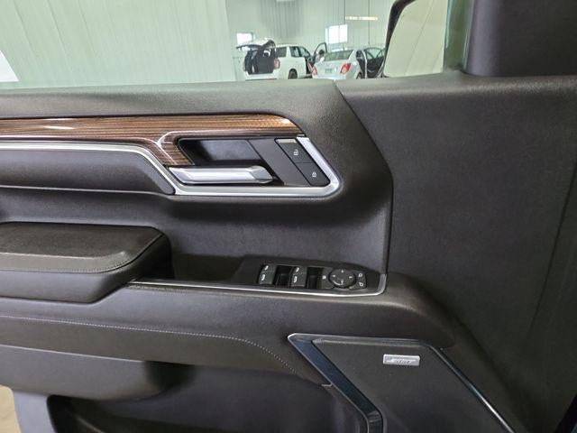 2022 Chevrolet Silverado 1500 Crew Cab Short Box 4-Wheel Drive LT Trail Boss