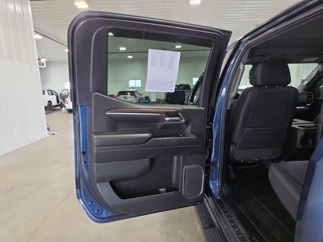 2022 Chevrolet Silverado 1500 Crew Cab Short Box 4-Wheel Drive LT Trail Boss