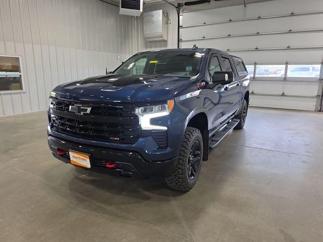 2022 Chevrolet Silverado 1500 Crew Cab Short Box 4-Wheel Drive LT Trail Boss