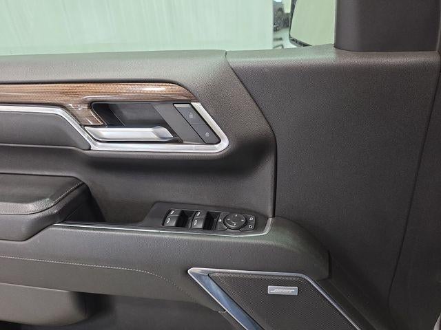 2022 Chevrolet Silverado 1500 Crew Cab Standard Box 4-Wheel Drive LT Trail Boss