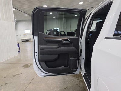 2022 Chevrolet Silverado 1500 Crew Cab Standard Box 4-Wheel Drive LT Trail Boss