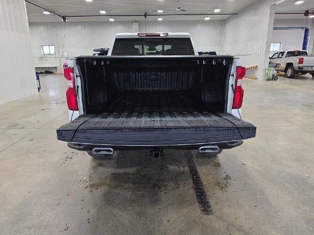 2022 Chevrolet Silverado 1500 Crew Cab Standard Box 4-Wheel Drive LT Trail Boss
