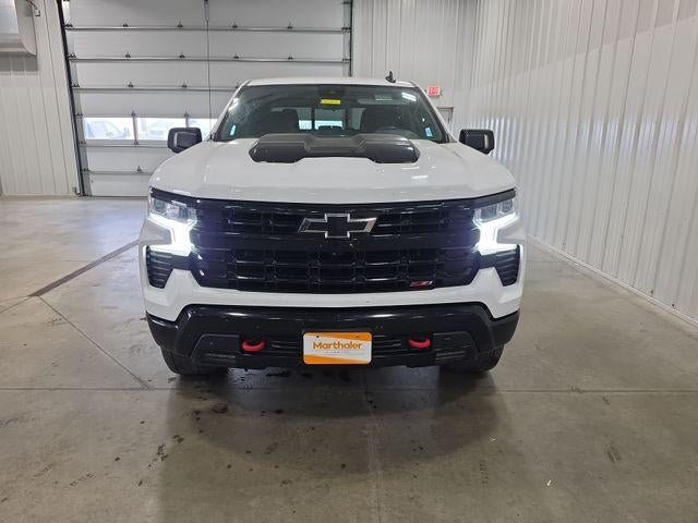 2022 Chevrolet Silverado 1500 Crew Cab Standard Box 4-Wheel Drive LT Trail Boss
