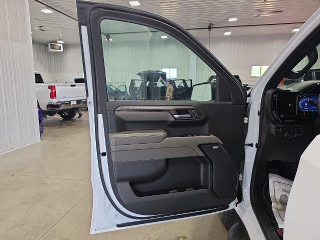 2022 Chevrolet Silverado 1500 Crew Cab Short Box 4-Wheel Drive ZR2