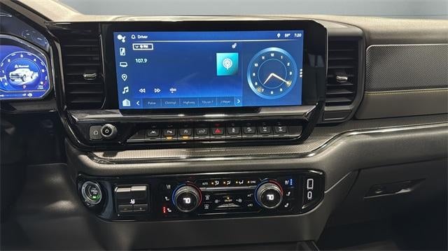 2023 Chevrolet Silverado 1500 Crew Cab Short Box 4-Wheel Drive ZR2