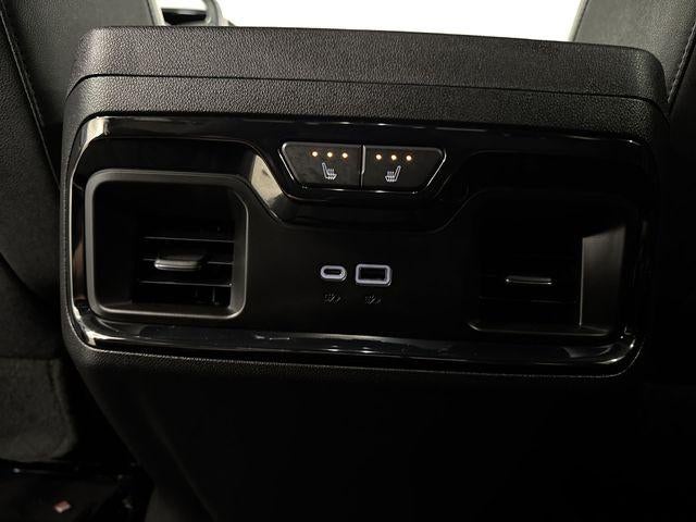 2023 Chevrolet Silverado 1500 Crew Cab Short Box 4-Wheel Drive ZR2