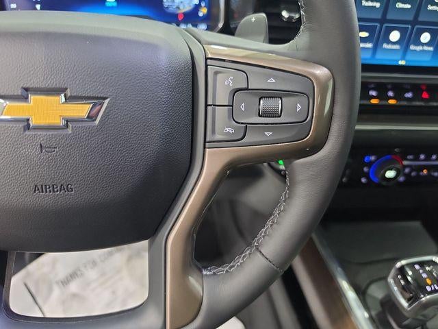 2023 Chevrolet Silverado 1500 Crew Cab Short Box 4-Wheel Drive High Country