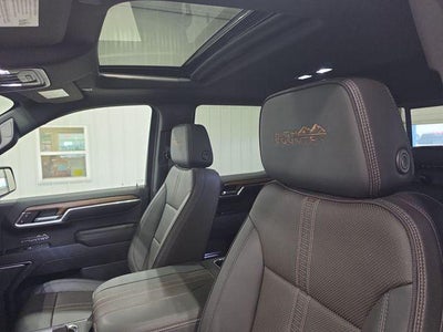 2023 Chevrolet Silverado 1500 Crew Cab Short Box 4-Wheel Drive High Country